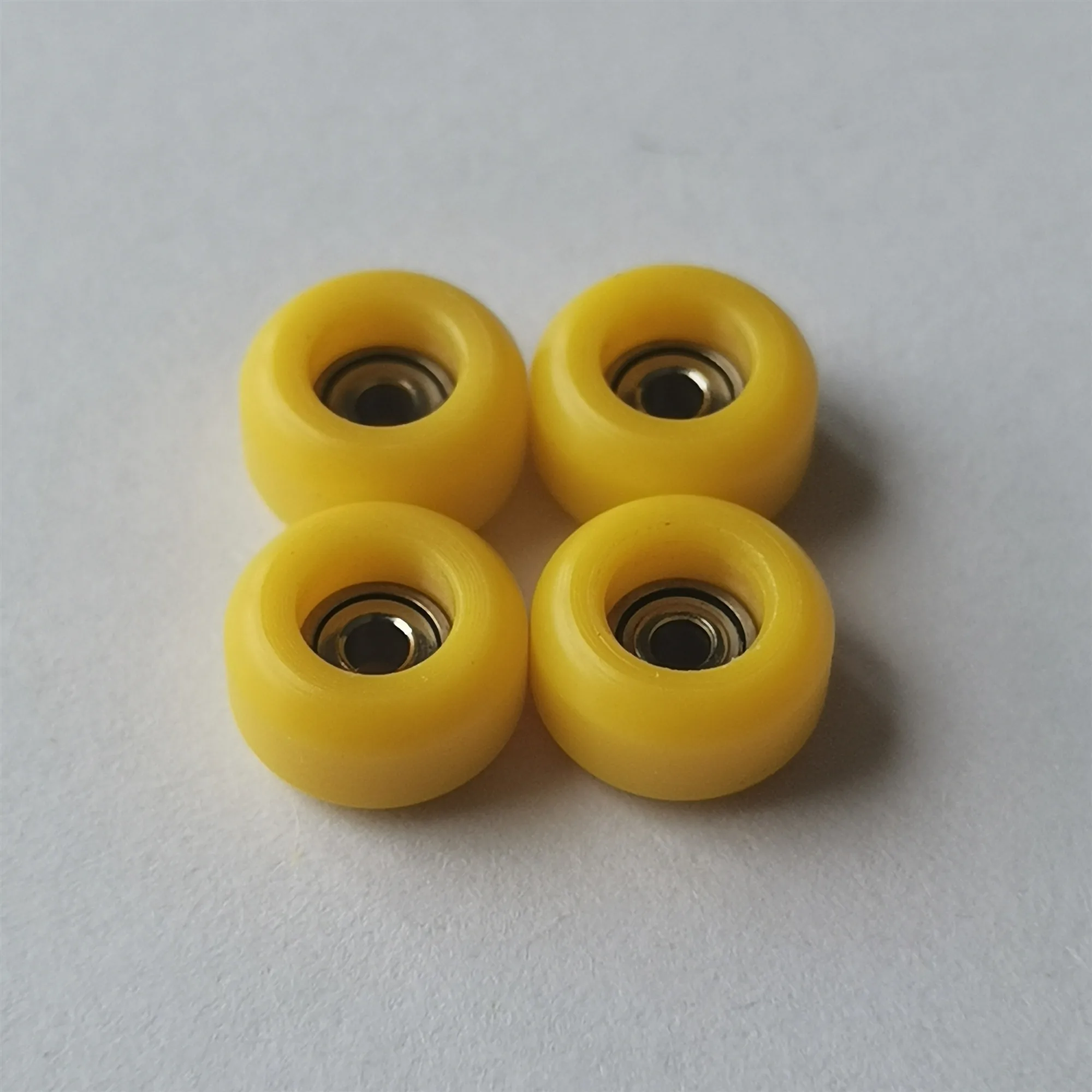 CNC Fingerboard Wheels with High Speed Bearing finger skateboard toys fingerboard set