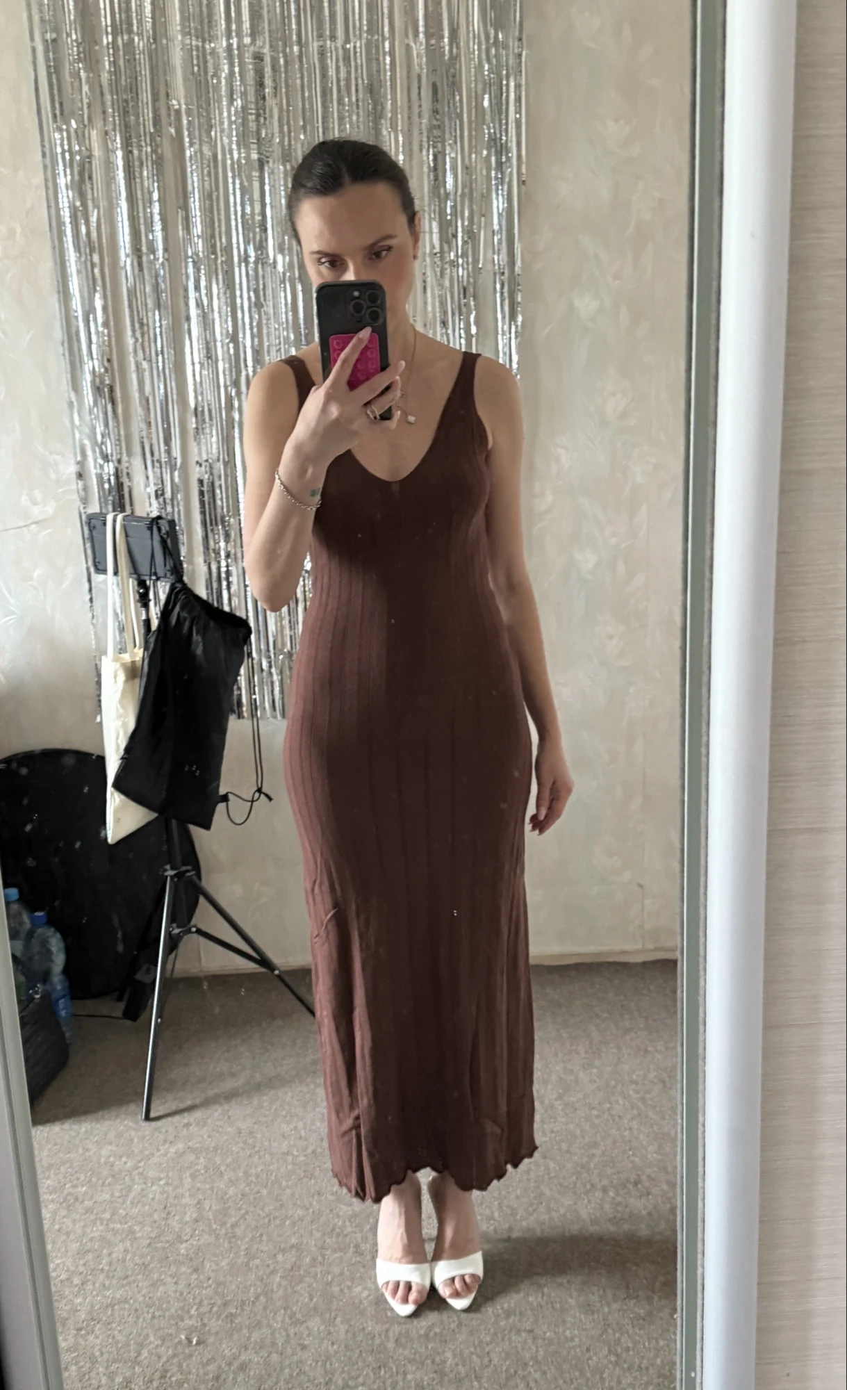Backless Knit Maxi Dress for Women - Elegant V-Neck Style photo review