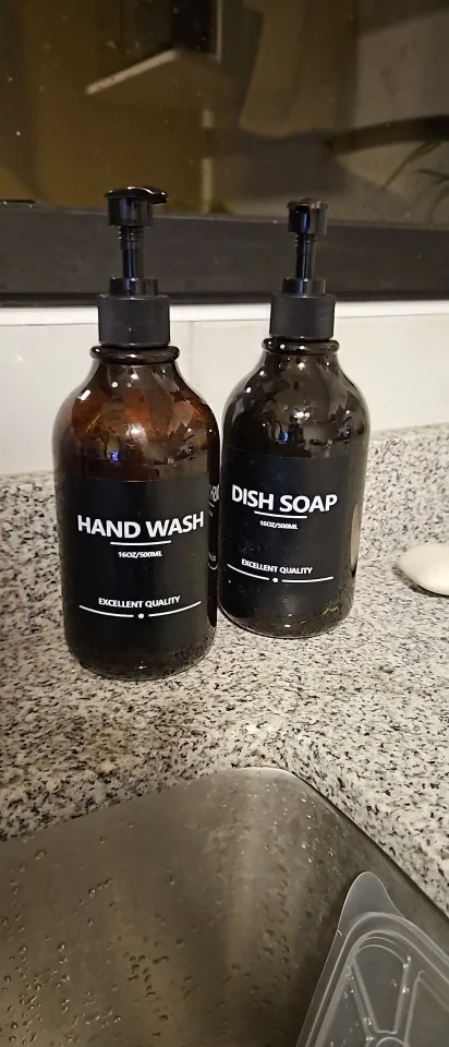 500ml Brown Soap Bottle Set with Black Label Sticker Shower Gel Household Shampoo Dispenser photo review