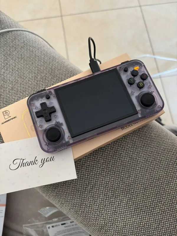 ANBERNIC RG35XX H photo review