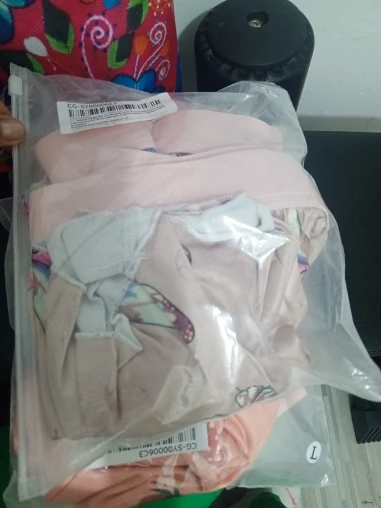 Chic Butterfly Print Pajama Set for Women - Cozy Nightwear photo review