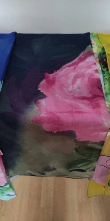 Elegant Chiffon Georgette Bandana Scarf photo review
