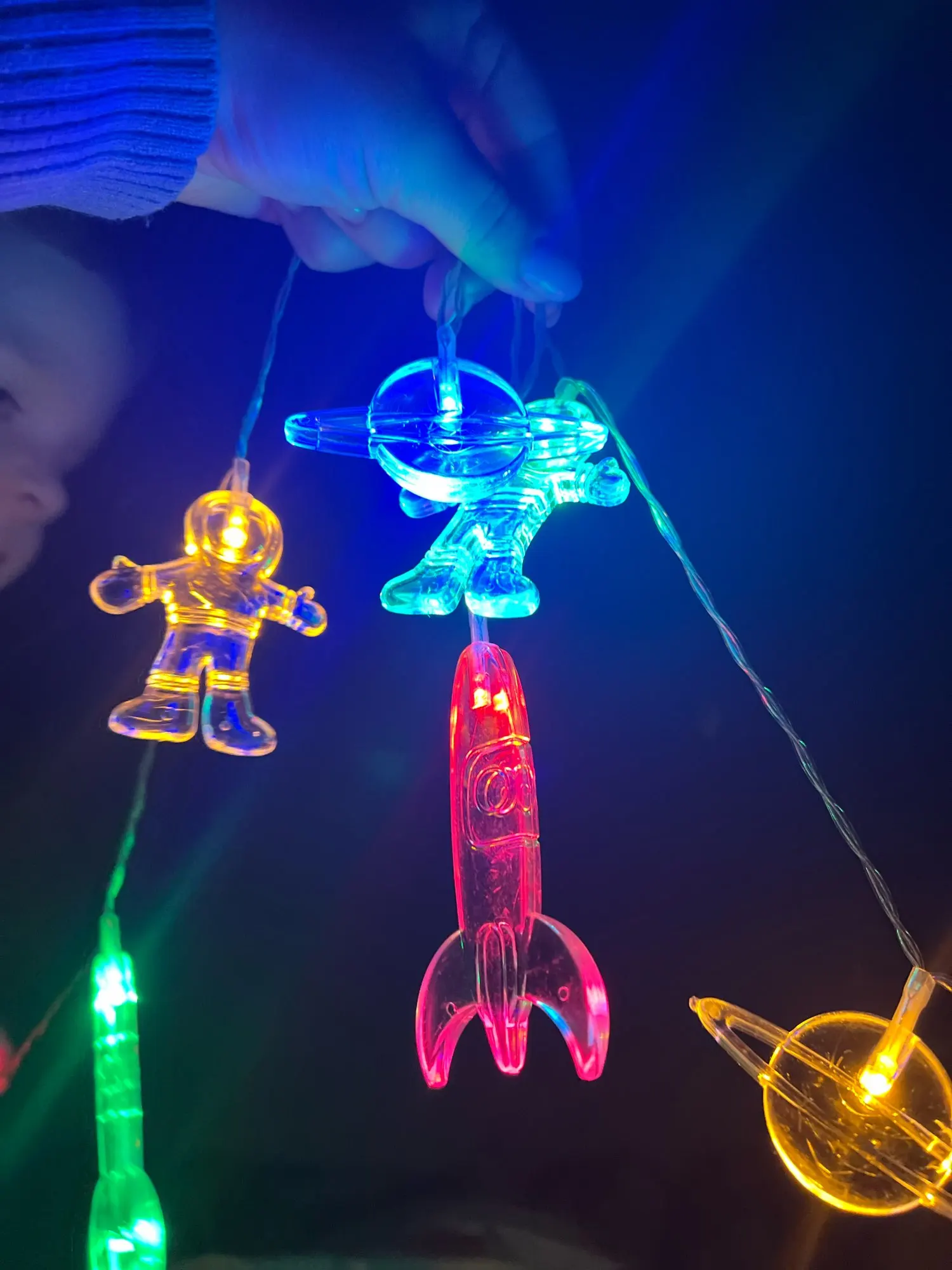 Astronaut themed string light with rocket and space motifs10