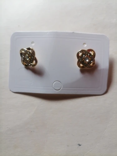 Light Luxury Zircon Stud Earrings photo review