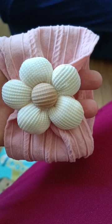Cute Floral Nylon Baby Headband photo review