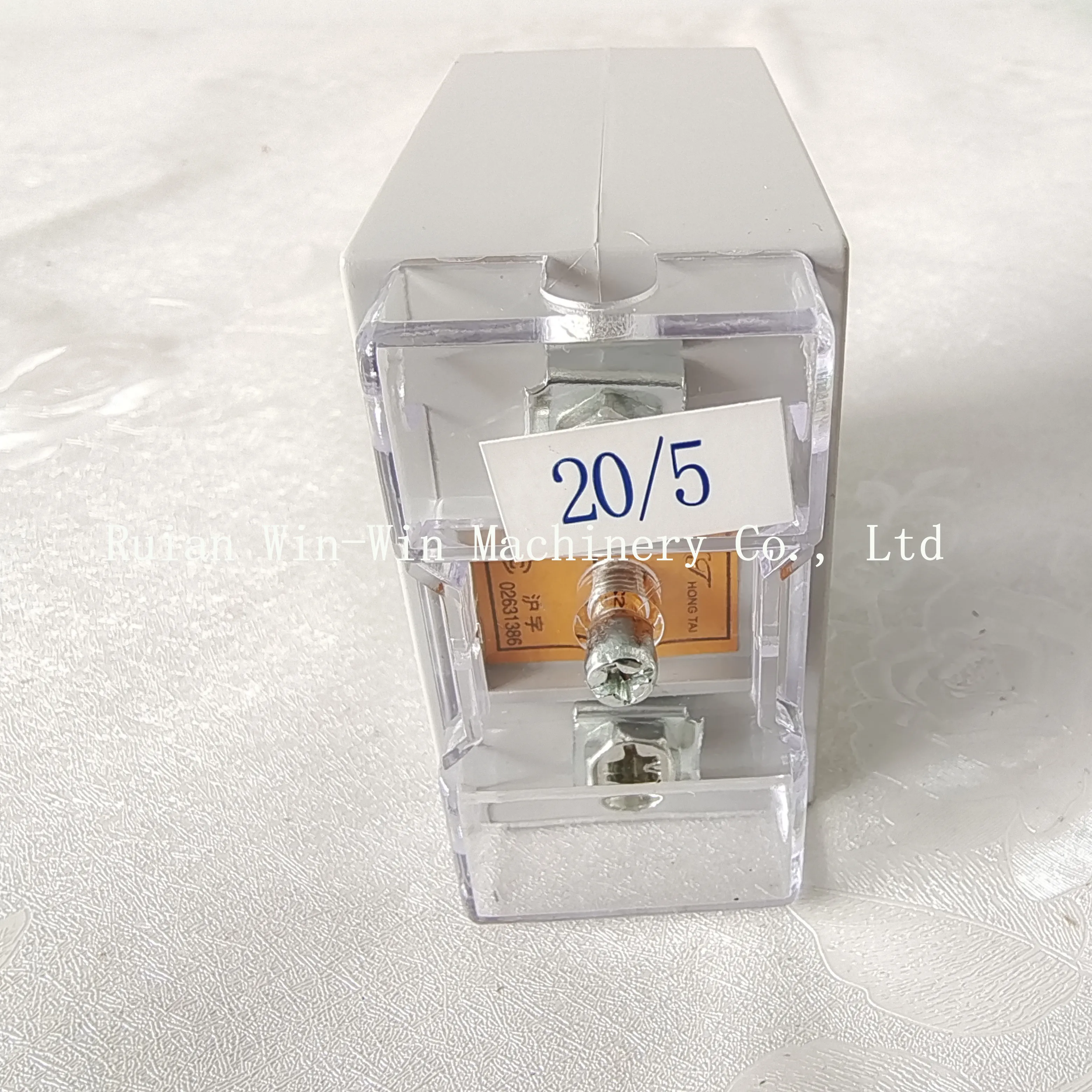bf 066 20a 5va transformador de corrente 01