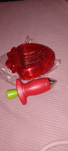 Berry Buddy Strawberry Slicer and Corer Set photo review