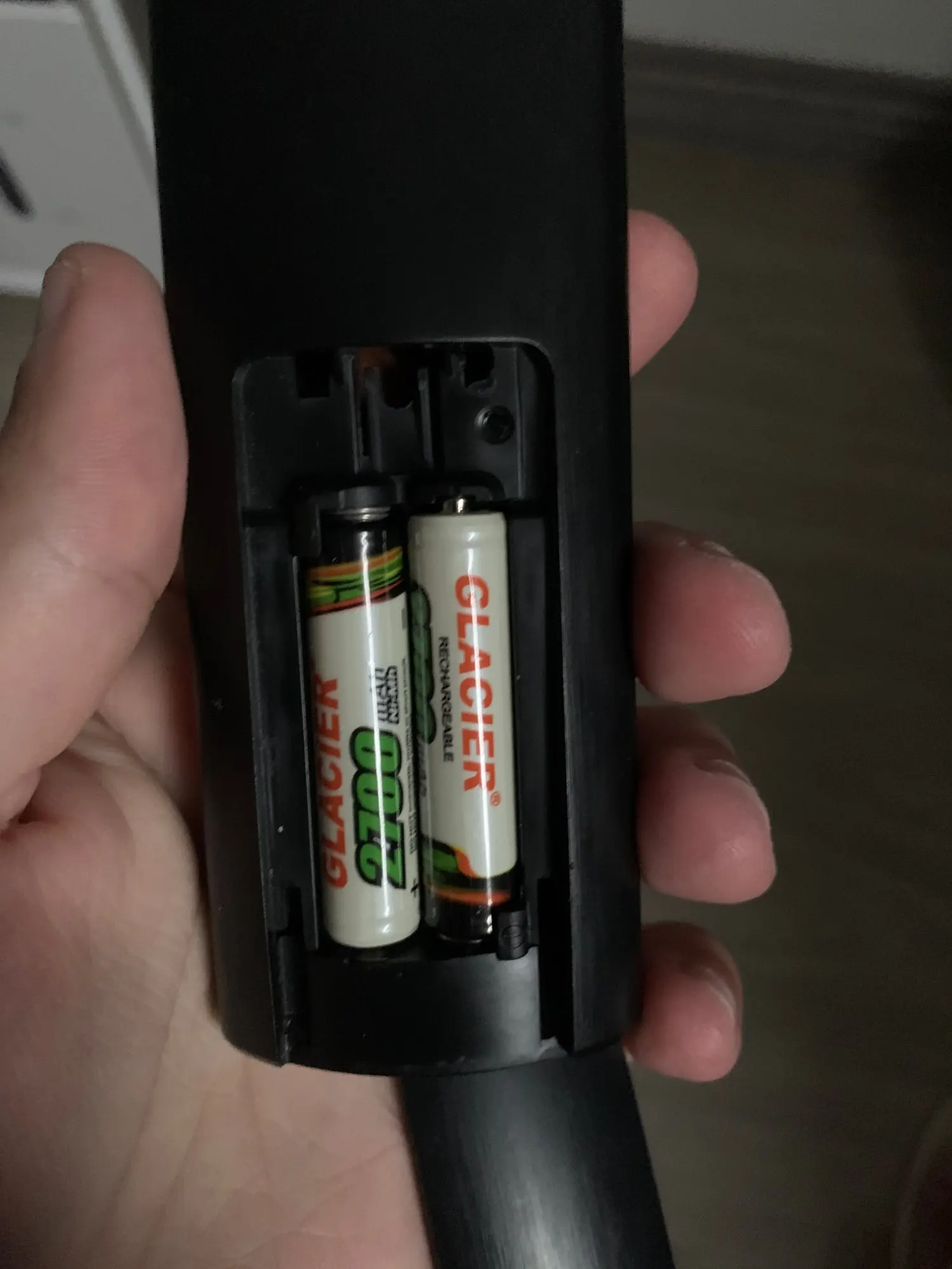 SKYTUR Conjunto de Pilhas Verdes AAA com 4 Unidades Recarregaveis 2700mAh Ni-MH - ENVIO RÁPIDO PARA TODO O BRASIL photo review