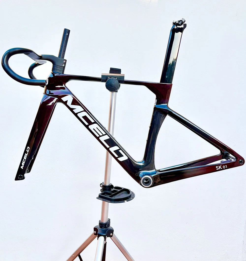Mcelo EU versandkostenfrei 2-5 Tage Lieferzeit Scheibenbremsen Carbonrahmen 700*32C AERO Rennrad Speedbike T47 Vollständig interne Kabelführung Lenker – Detail 4