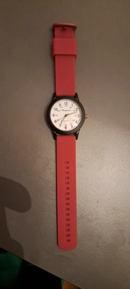 Sporty Silicone Strap Quartz Watch for Kids