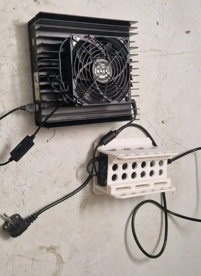 

AA Купите 4 получите 2 бесплатных ICERIVER KASPA MINER KS0 (100GH/s, 65W) включая. USB-вентилятор, немедленно доступен