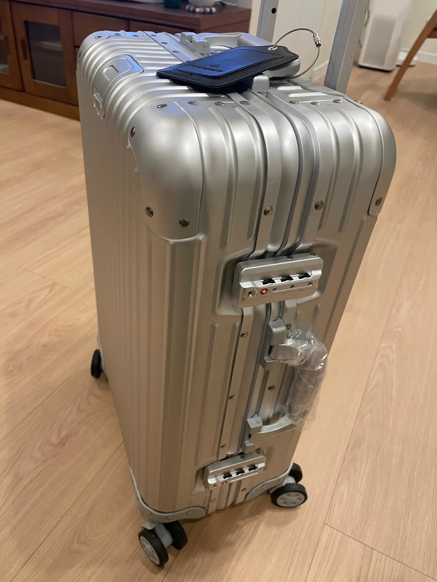 Oros Silver Aluminum Suitcase