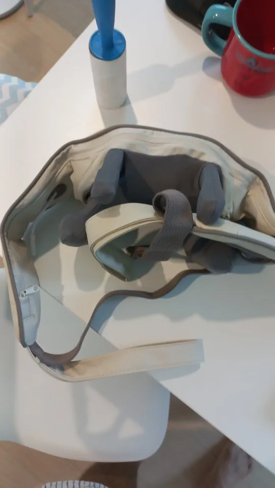 ReFresh - Nacken- und Rückenmassagegerät (Beige) photo review