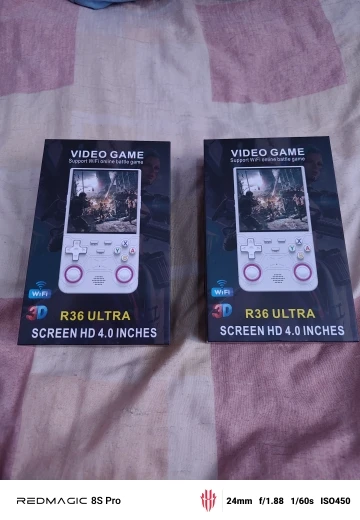 R36 ULTRA photo review