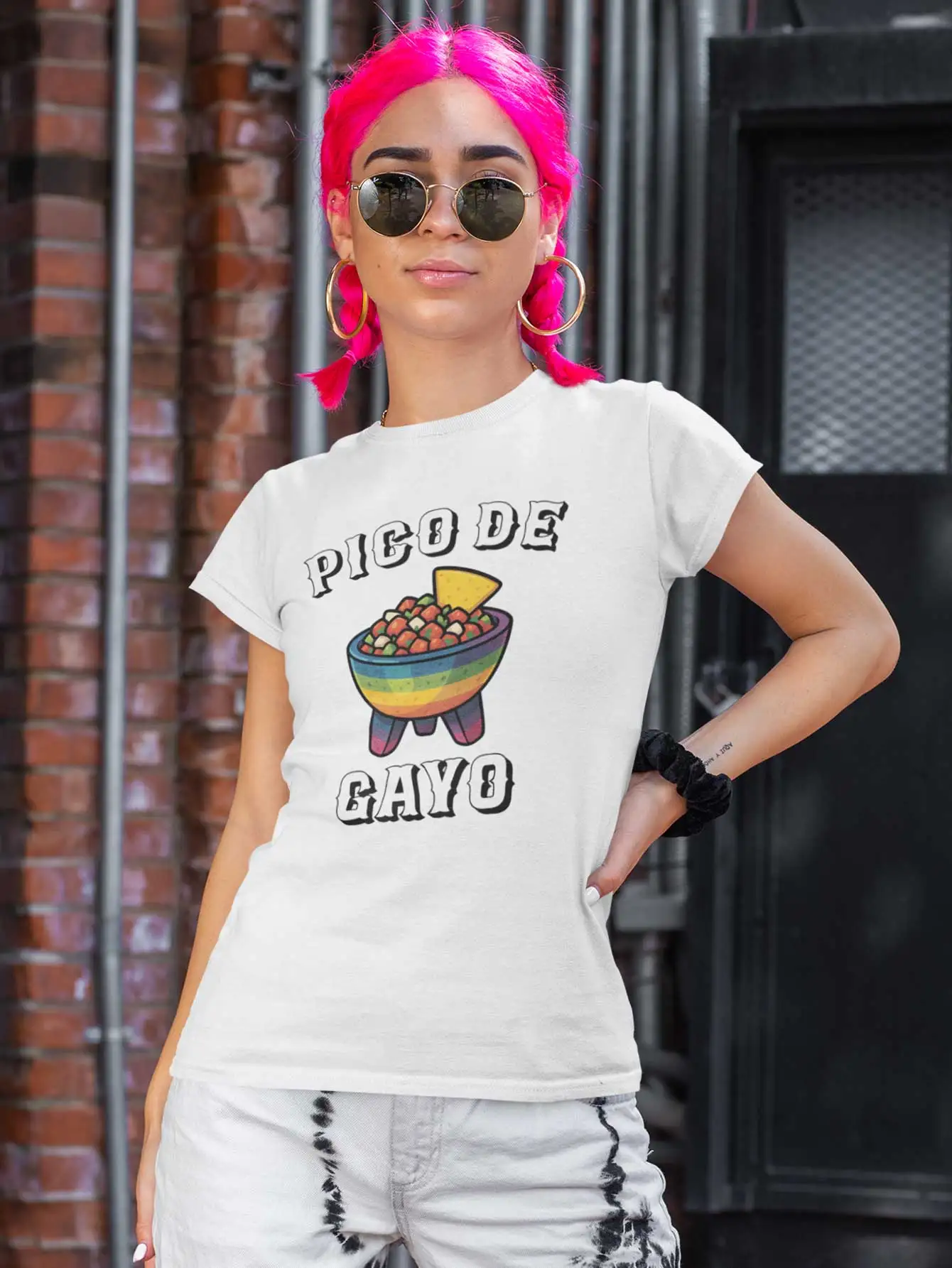 Playera de Mujer 1 Pza con Estampado "Pico de Gayo" Orgullo Pride | LGBTQ+ | Pega Vinilo