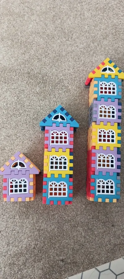 Large scale house building block simulation window design, kindergarten construction, creation photo review