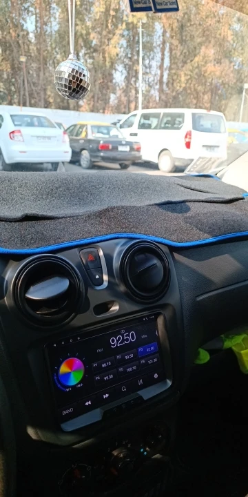 Couverture de tableau de bord de voiture pour Renault Dacia