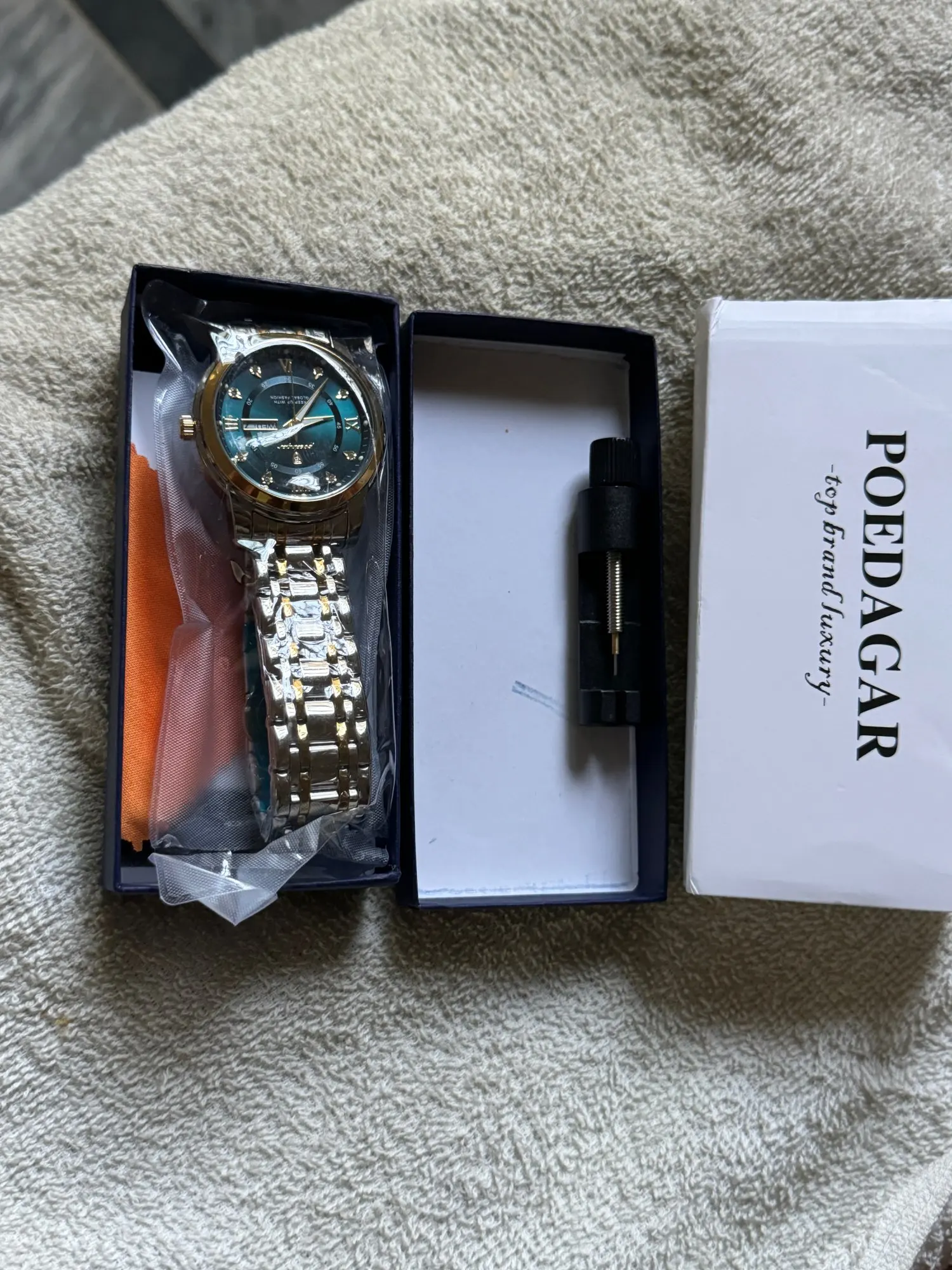 POEDAGAR Luxury Watch for Men photo review