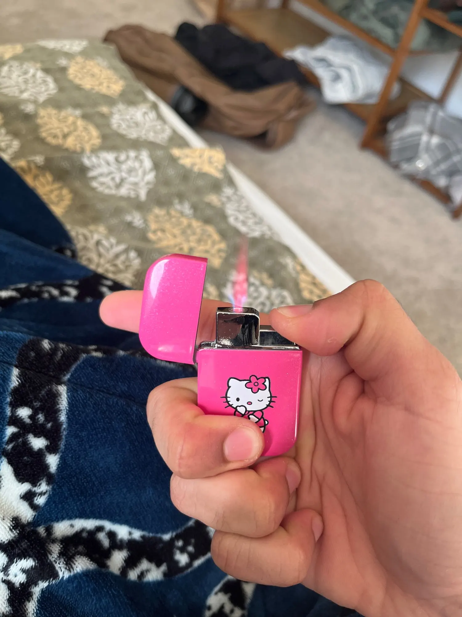 Kitty Lighter