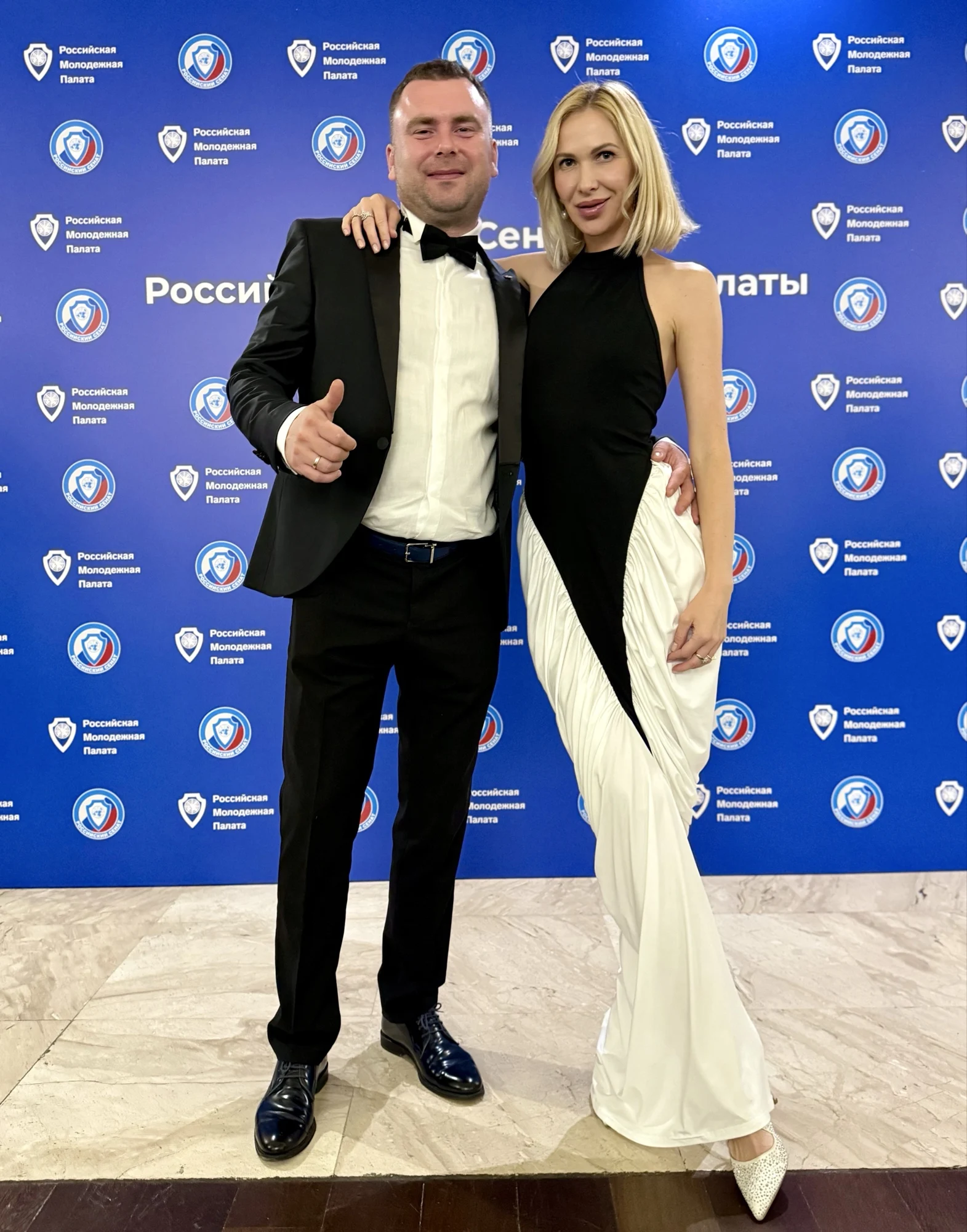 Urban Color Block Halter Sleeveless Midi Dress with Ruffle Detail for Party Formal Events