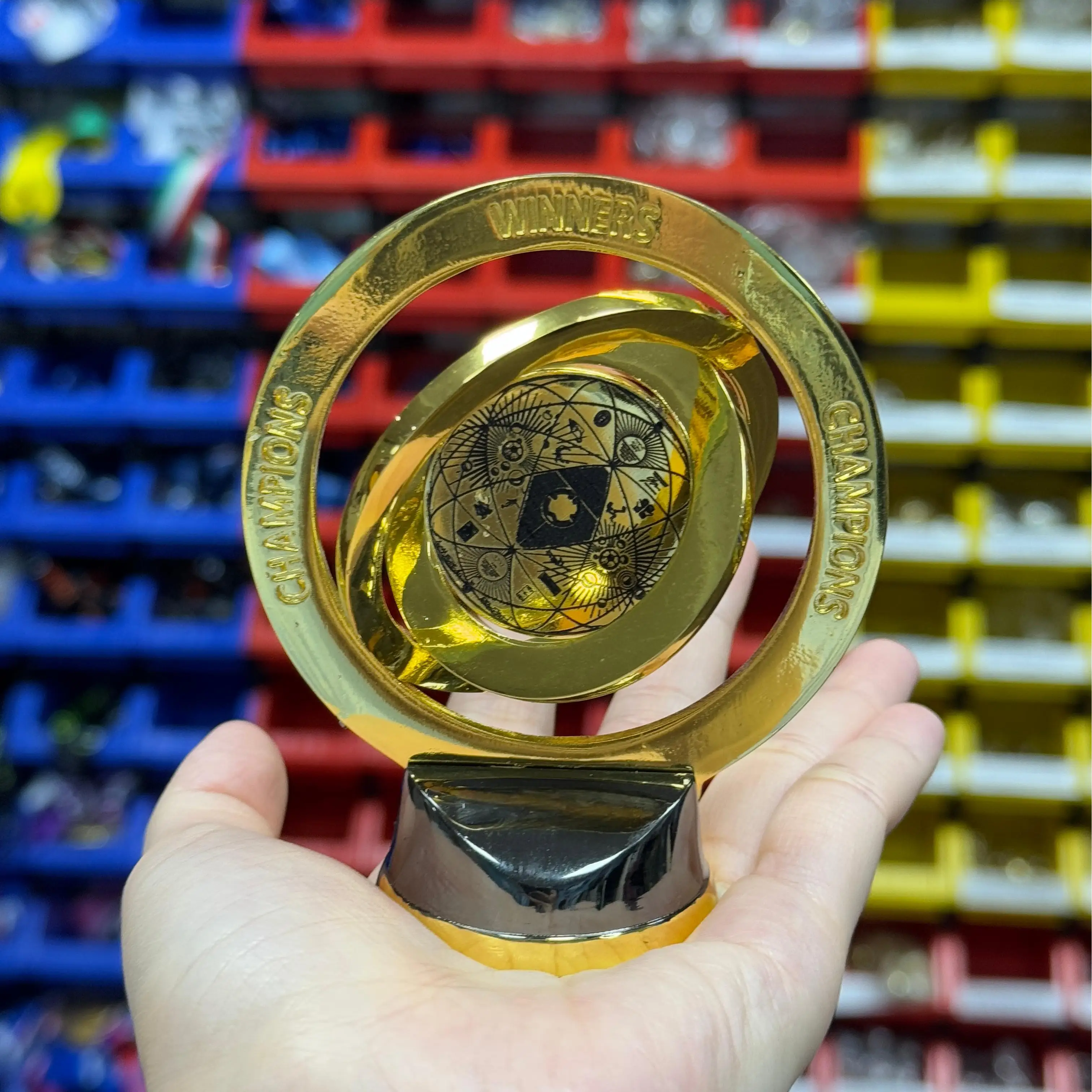 2025 3.9 in Mini Metal Football Club Championship Trophy Replica 10cm height World Championship Trophy