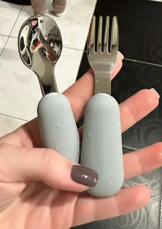 Cartoon Baby Tableware Set - Stainless Steel Cutlery for Toddlers and Kids photo review