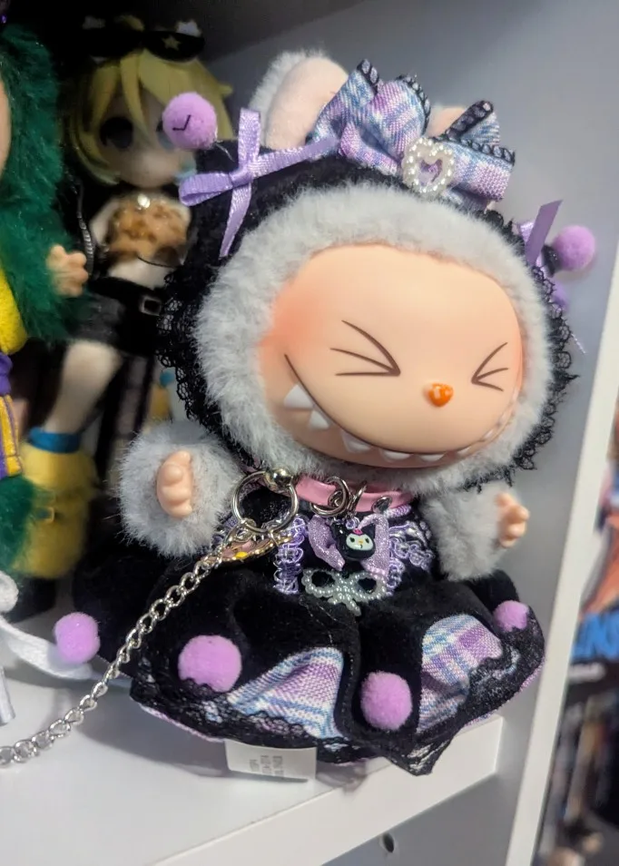 Collier punk pour Labubu