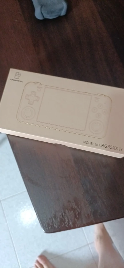 ANBERNIC RG35XX H photo review