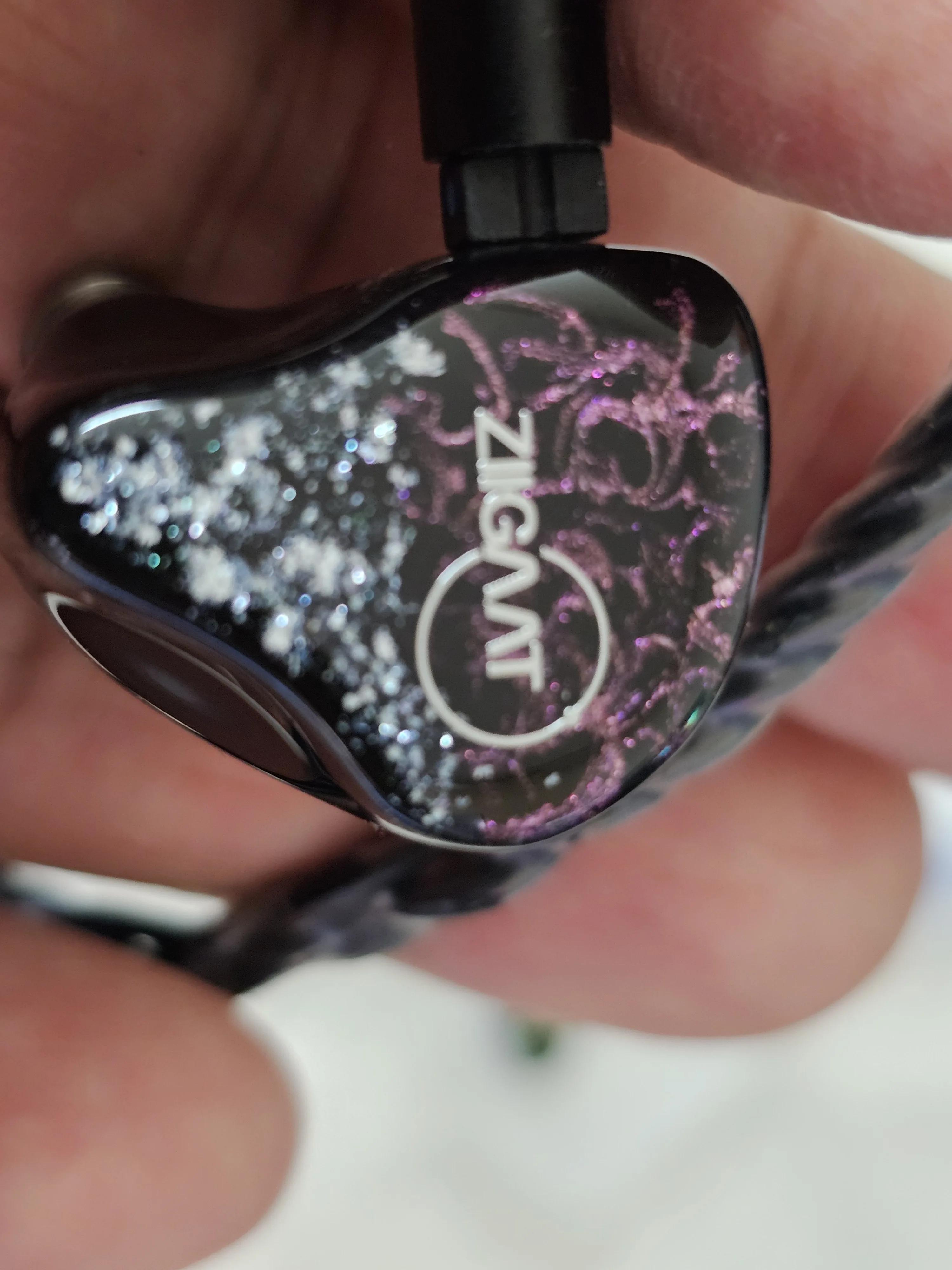 Linsoul ZiiGaat Odyssey 1DD+3BA ハイブリッド インイヤーモニター