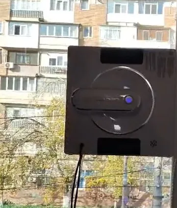 (promo code:  AEEU55 )Window Vacuum Robot Cleaner Liectroux YW509, 4-Way Spray, AI intelligent Wipping, Updated Laser,Smart Home Glass Wall Washing photo review