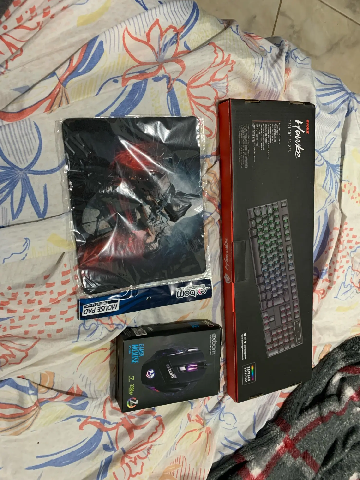 Kit Teclado Semi-mecânico + Mouse Gamer 3200 Dpi + Mouse Pad photo review