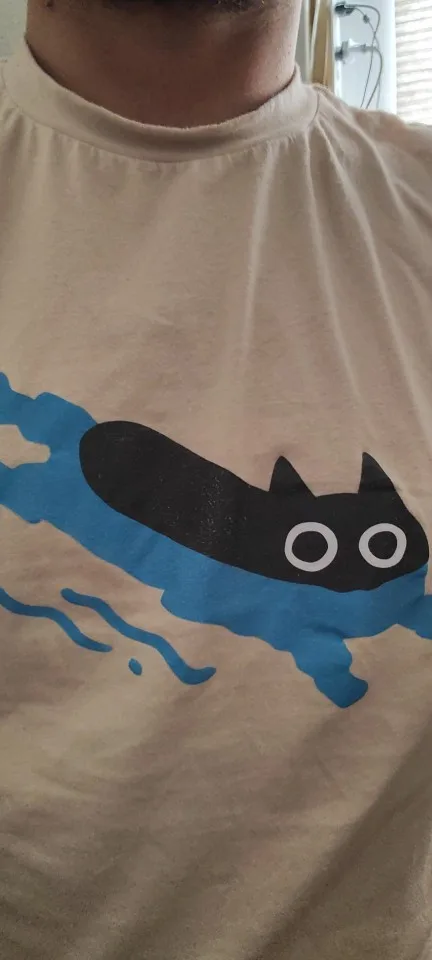 Swimming through - Kuro Neko T-Shirt photo review