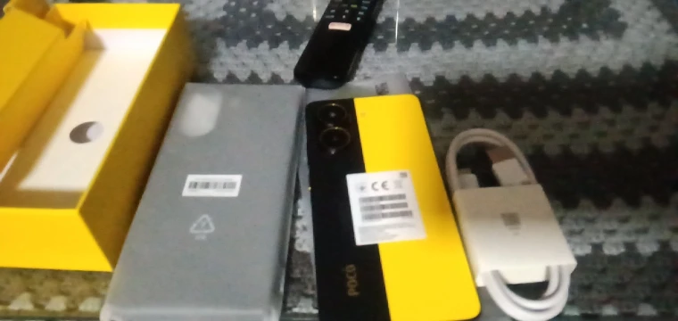 POCO X7 Pro Global Version Cellphone 256GB / 512GB Dimensity 8400-Ultra 6.67" 120Hz Display 6000mAh 5G NFC photo review