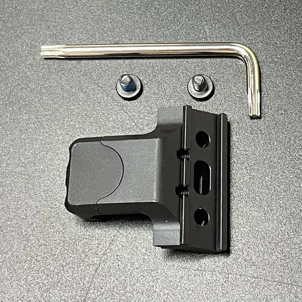 Description Picture 3 of itemOffset Mount VG 6 Adaptive 20mm Picatinny Rail Mount 45 Dgree Side Rail Angle 11mm for SF Scout Lights Hunting Accessories