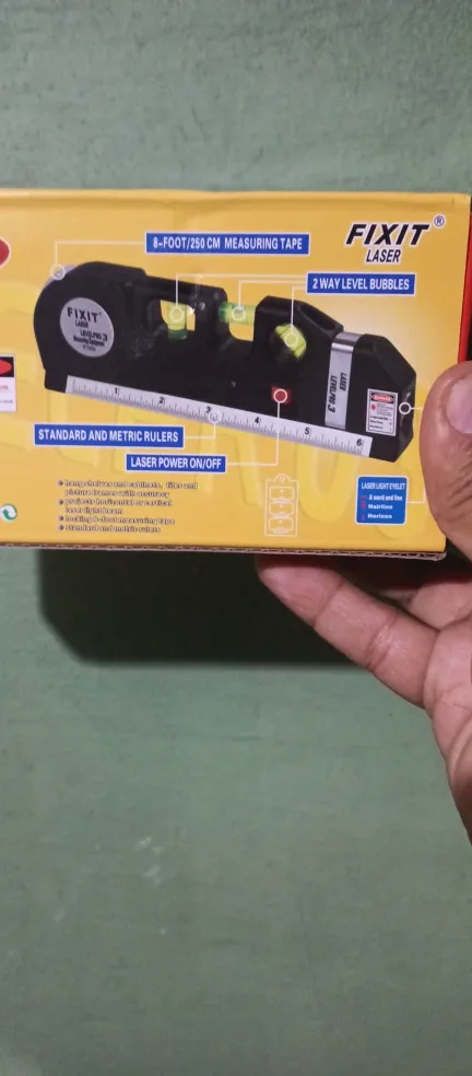 Ferramenta de Medição 4 em 1 - Nível Laser photo review