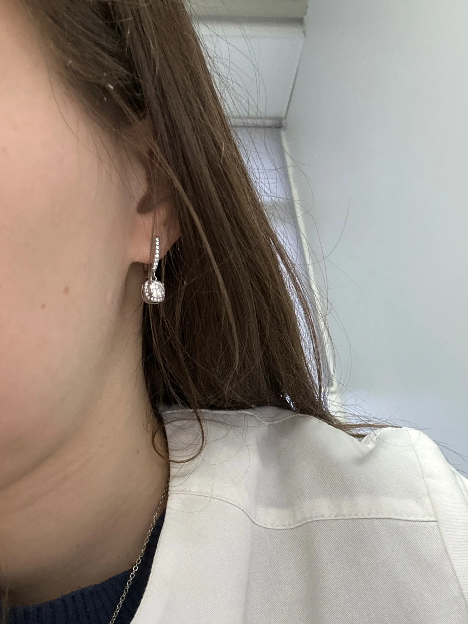 2CT Moissanite Huggie Hoop Earring photo review