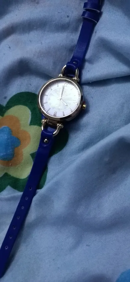 2024 Women's PU Leather Thin Strap Quartz Watch photo review