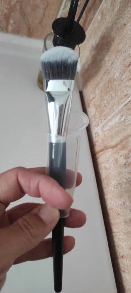 Professional Foundation Brush 47 Broom Head Liquid Foundation Shadow Repairing Brushes photo review