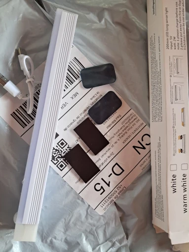 Luz LED nocturna con Sensor de movimiento para decoración del hogar, luz de carga inalámbrica para armario, pasillo, cocina, armario, escaleras, 1 unidad photo review