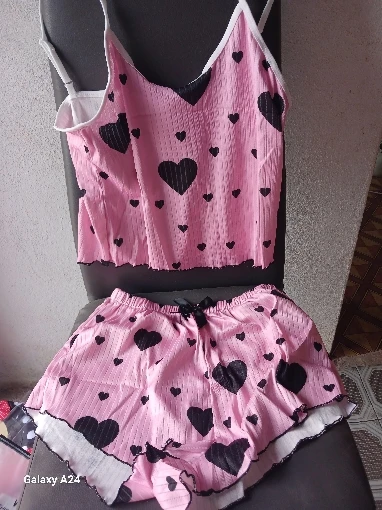 Chic Women's 2-Piece Pajamas Set for Summer Comfort photo review