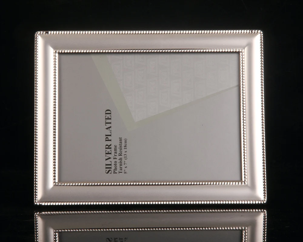 Vintage Silver Plated Metal Photo Frame with European Flair photo frame