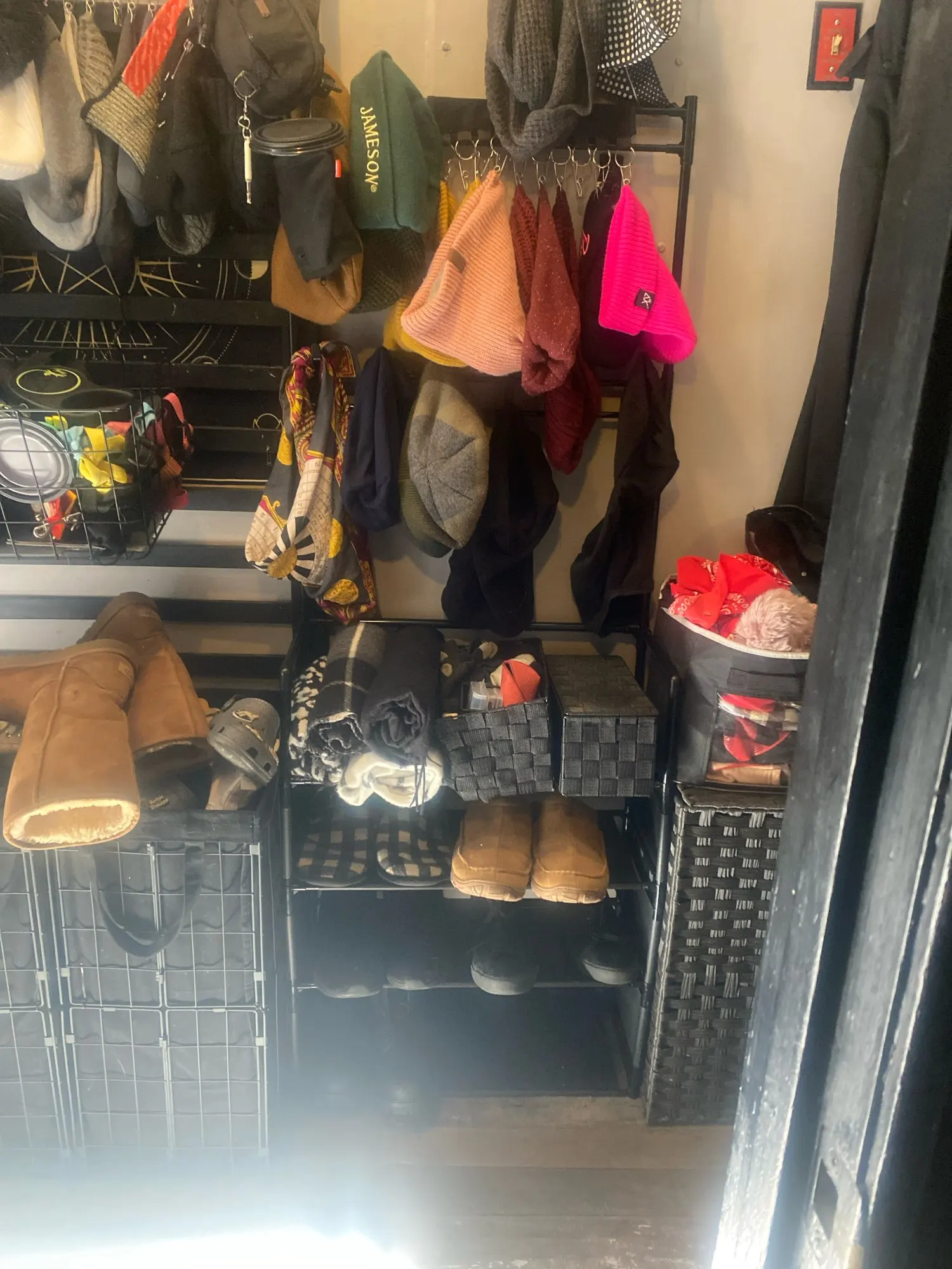 Clothes Hanger Multi-Layer Shoe Rack Doorway DIY Hat And Shoes Shelf Simple Floor-Standing Living Room Organizer Storage Racks photo review