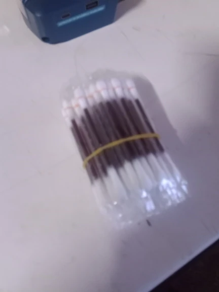 Disposable Medical Iodine Cotton Swab Iodine Disinfection Cotton photo review