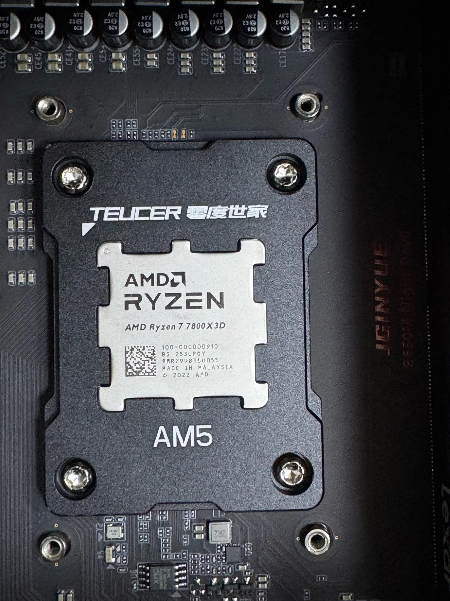 AMD RYZEN 7 7800X3D Brand New CPU Gaming Processor AMD R7 7800X3D