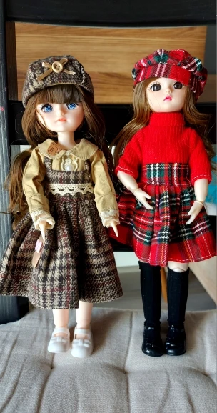 30cm Bjd Doll 12 Moveable Joints 1/6 Girl's Dress 3D Brown Eyes Toy with Clothes Shoes Kids Toys for Girl Children Gift photo review