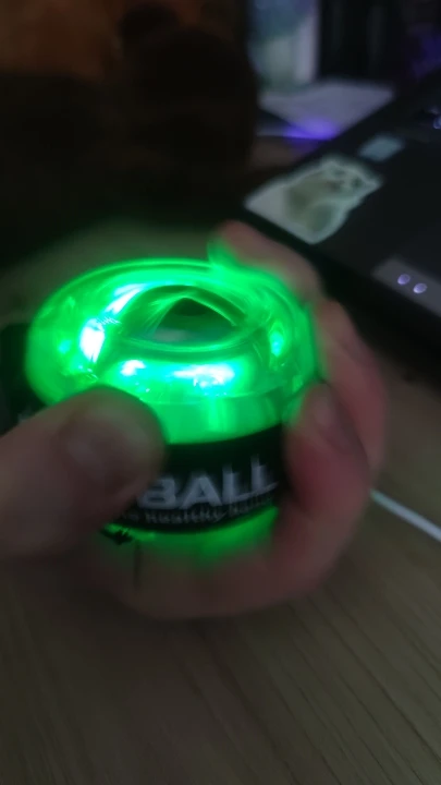 Gyroball – LED Power Ball für stärkere Handgelenke und Arme. photo review