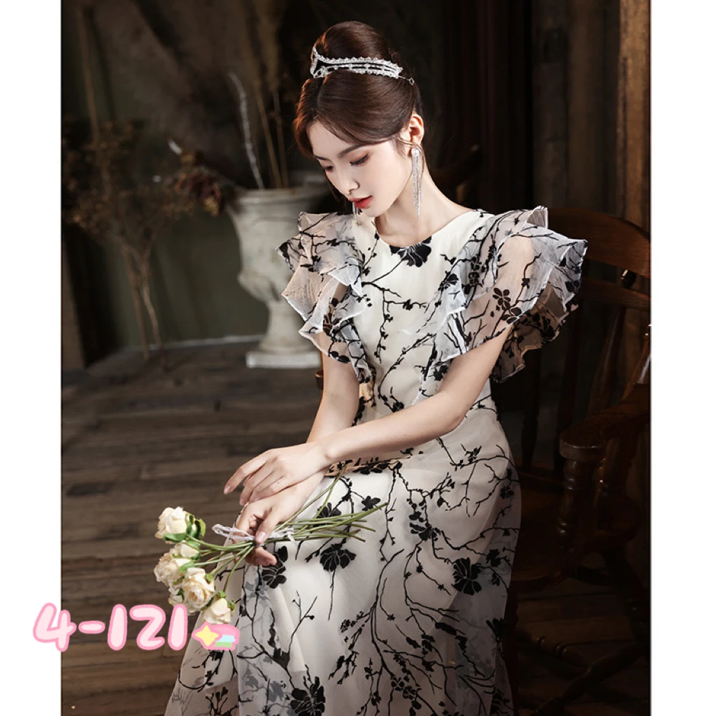 

Small evening dress for women 2024 new style high-end French Hepburn style simple and generous 18-year-old adult ceremony gradua