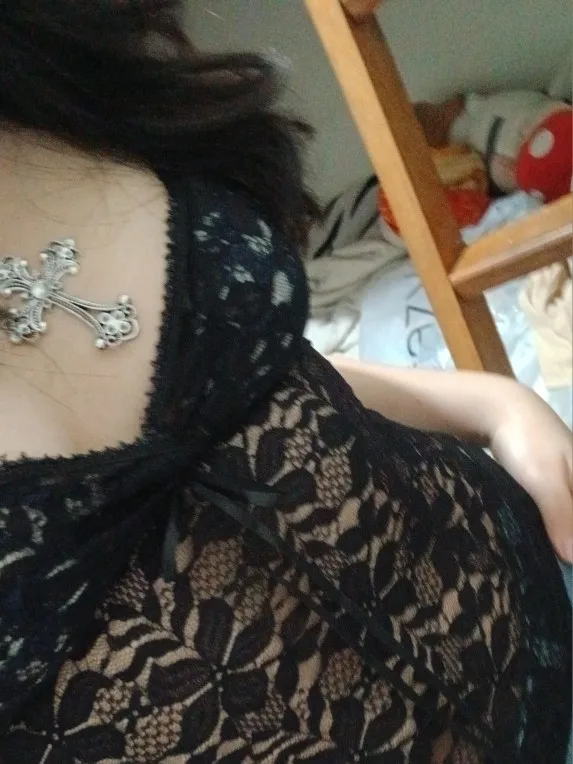 Y2K Fairycore Camisole - Aesthetic V-Neck Coquette Streetwear Top photo review