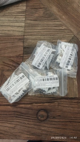 10sets Self Drilling Drywall Anchor with Tapping Screw for Plasterboard Gypsum Hollow Cavity Wall Expansion Plug Plastic Nylon photo review