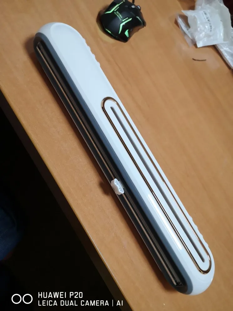 Magnetic Refillable Plastic Wrap Dispenser With Cutter, Tin Aluminum Foil Dispenser Cutter, Film Wrap Dispenser Kitchen Tool photo review